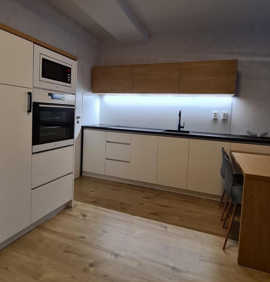 Apartman Hestia 5 Rajecke Teplice Ngoại thất bức ảnh
